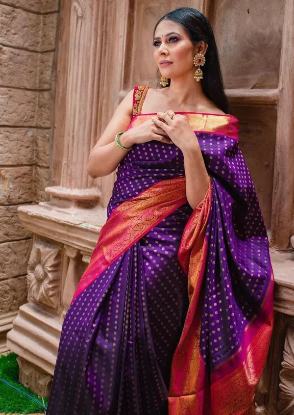 Purple_Woven_Banarasi_Jacquard_Saree_(Purple)